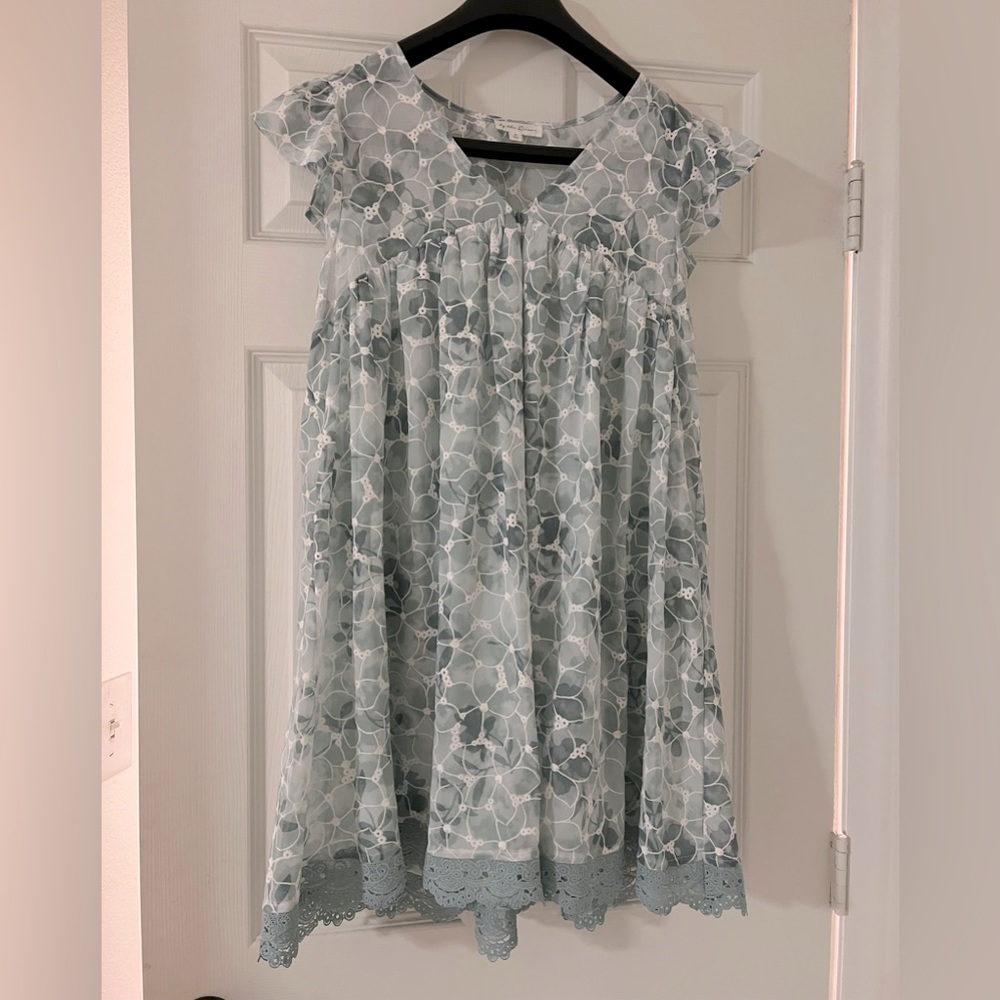 Moon River - By The River Floral Short Sleeve Dress in Light Green Size Medium